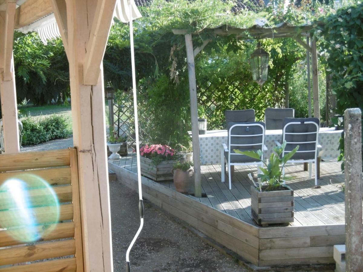Châteauneuf-la-Forêt Le Chat Qui Peche B&B المظهر الخارجي الصورة